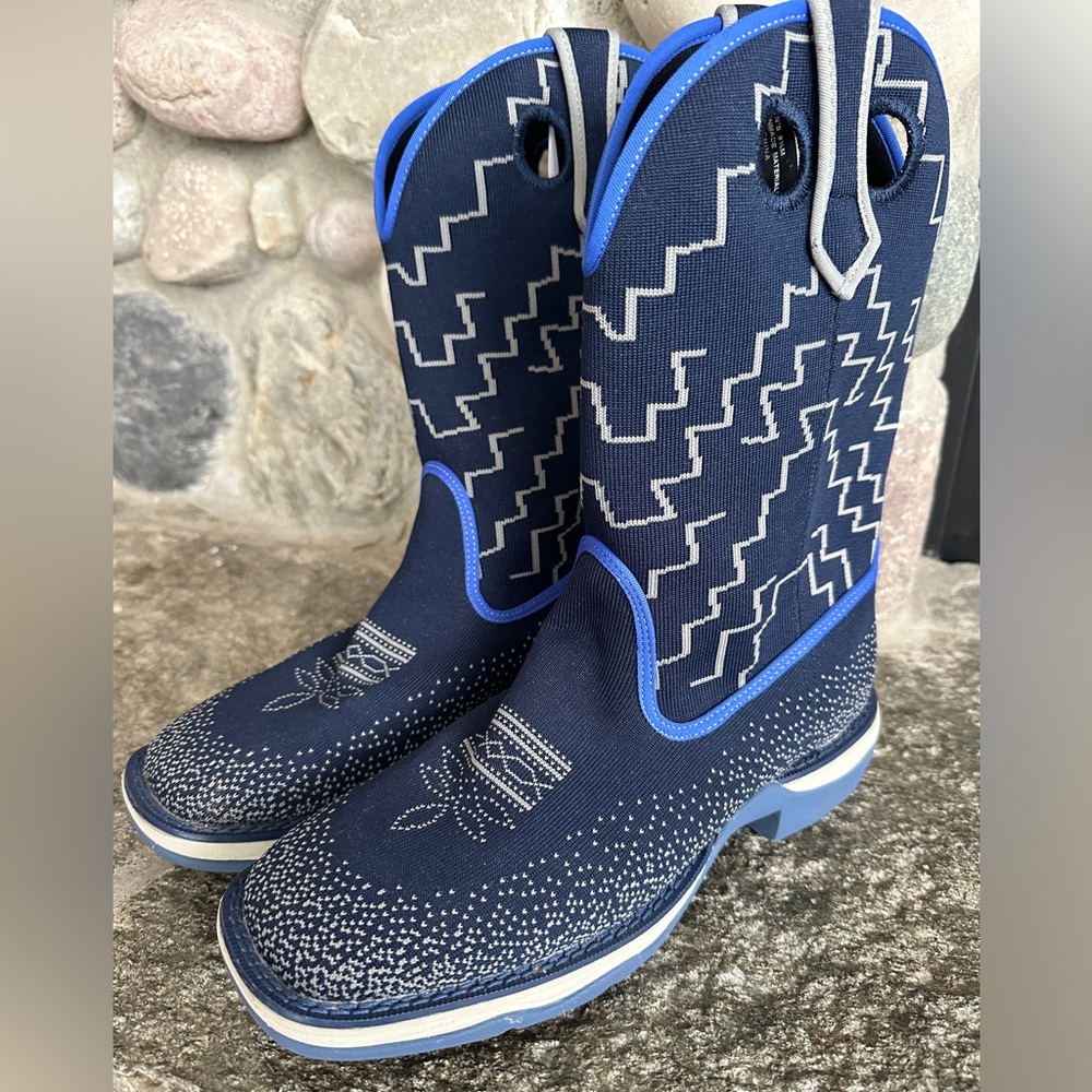 Laredo cowboy boots